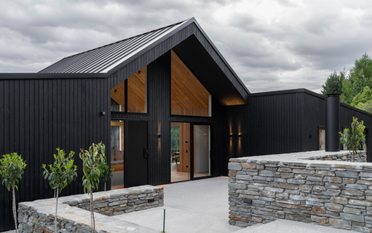 Corsican Cove Home 26