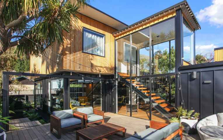 VC Sumner House 2 Large